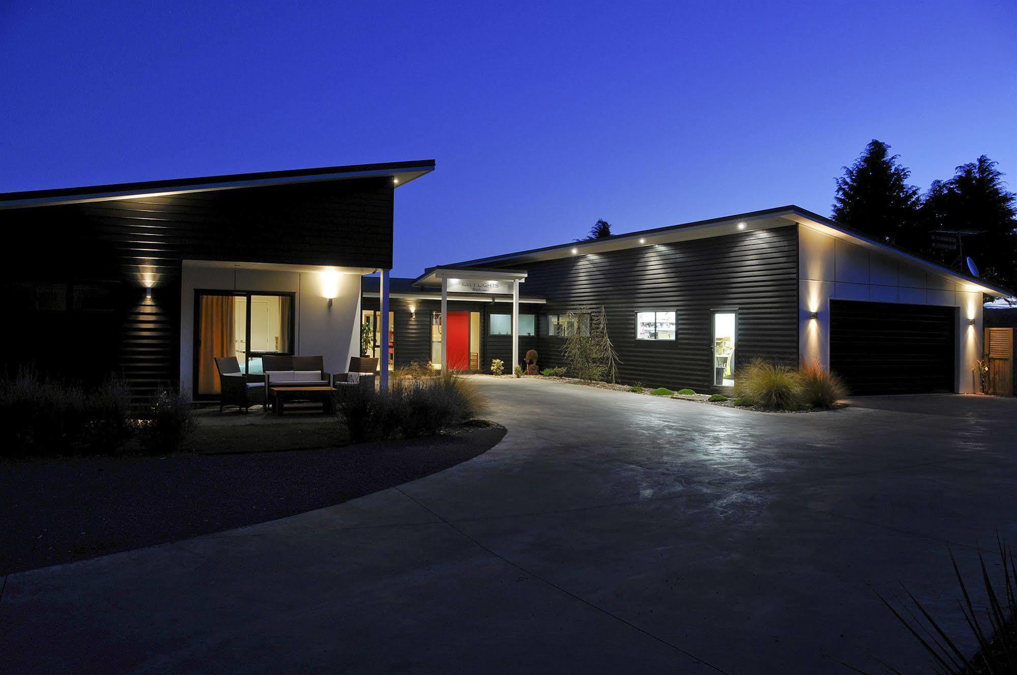 City Lights Boutique Lodge Rotorua Exteriör bild