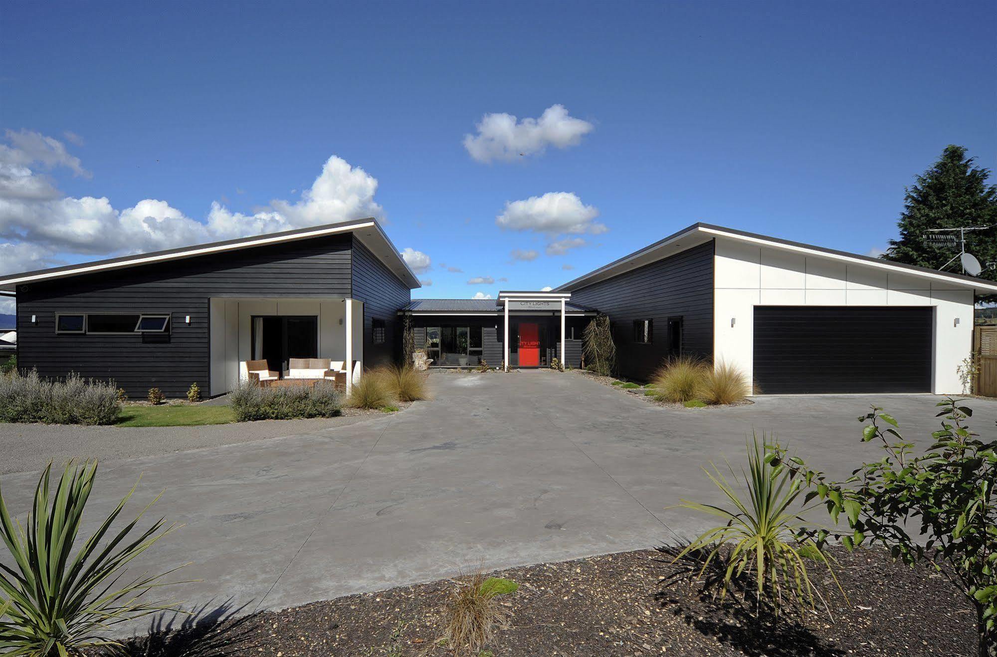 City Lights Boutique Lodge Rotorua Exteriör bild