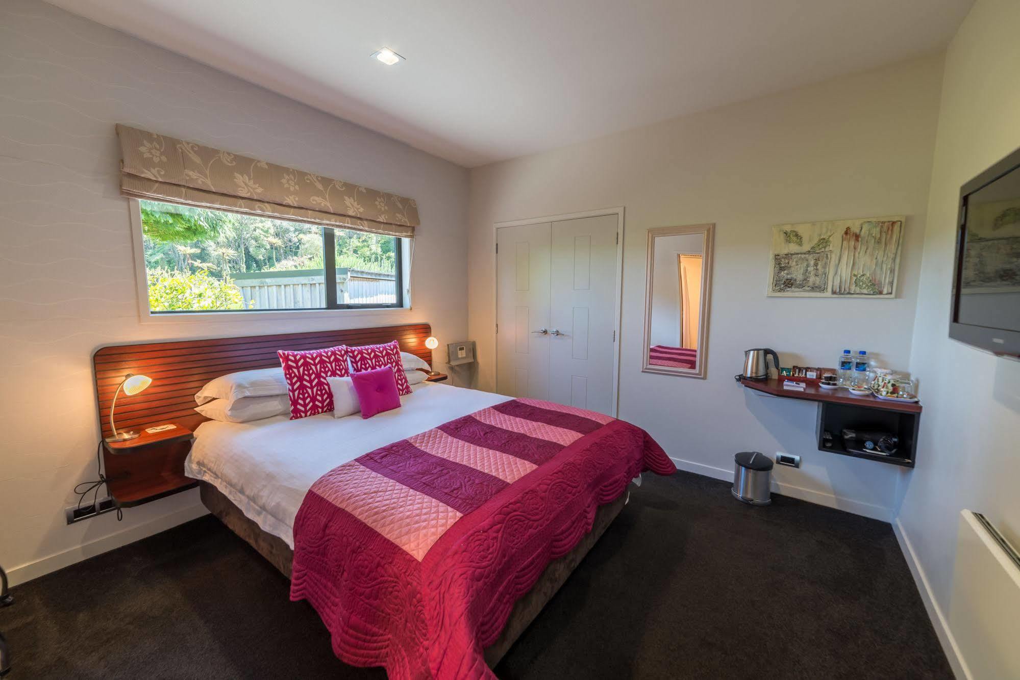 City Lights Boutique Lodge Rotorua Exteriör bild