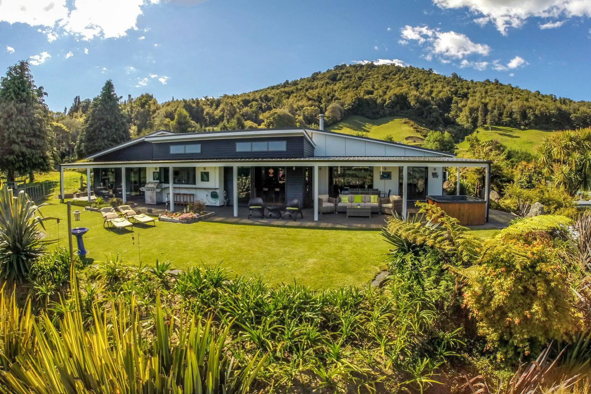 City Lights Boutique Lodge Rotorua Exteriör bild