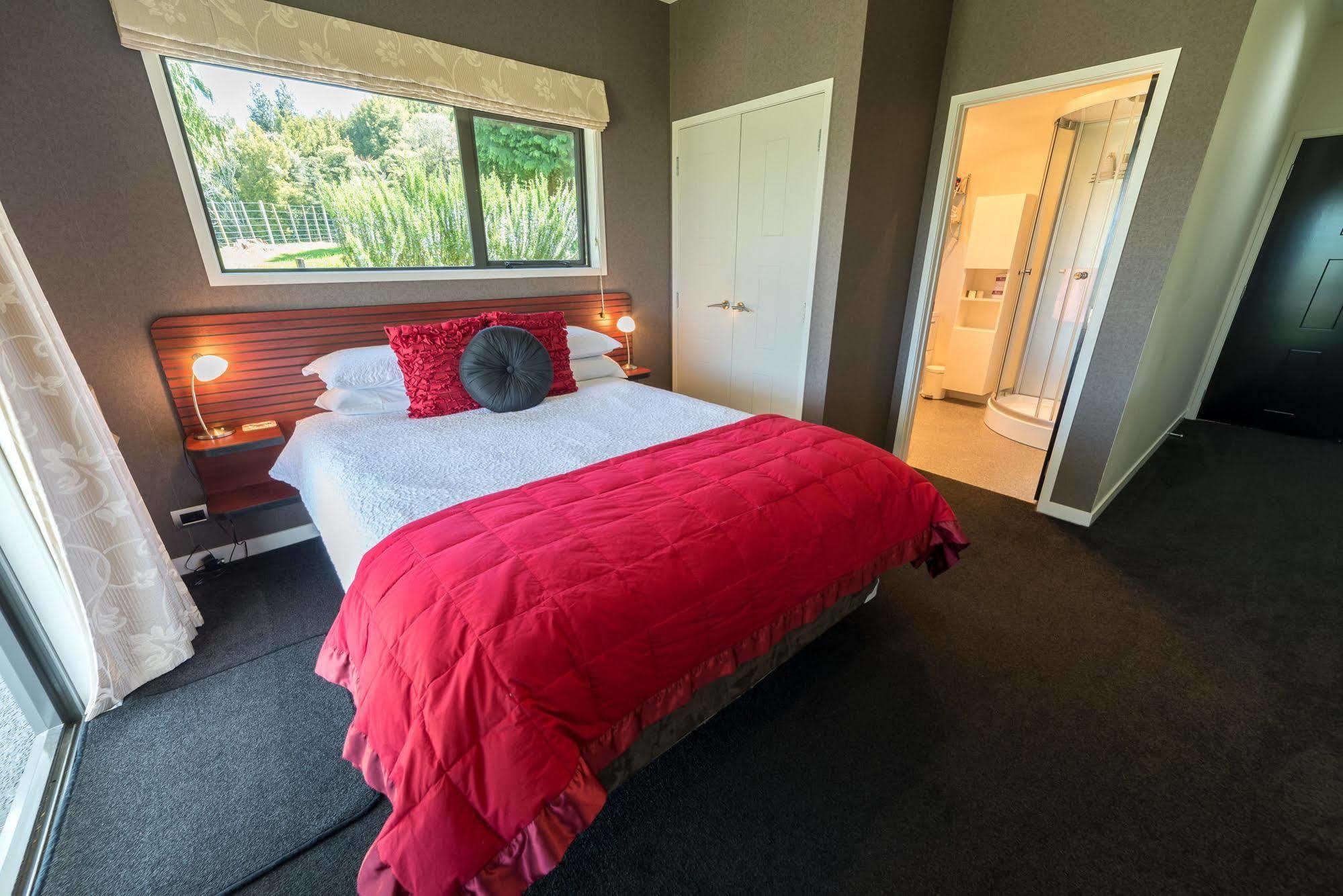City Lights Boutique Lodge Rotorua Exteriör bild