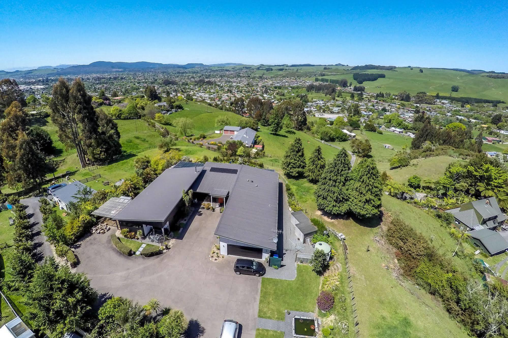 City Lights Boutique Lodge Rotorua Exteriör bild